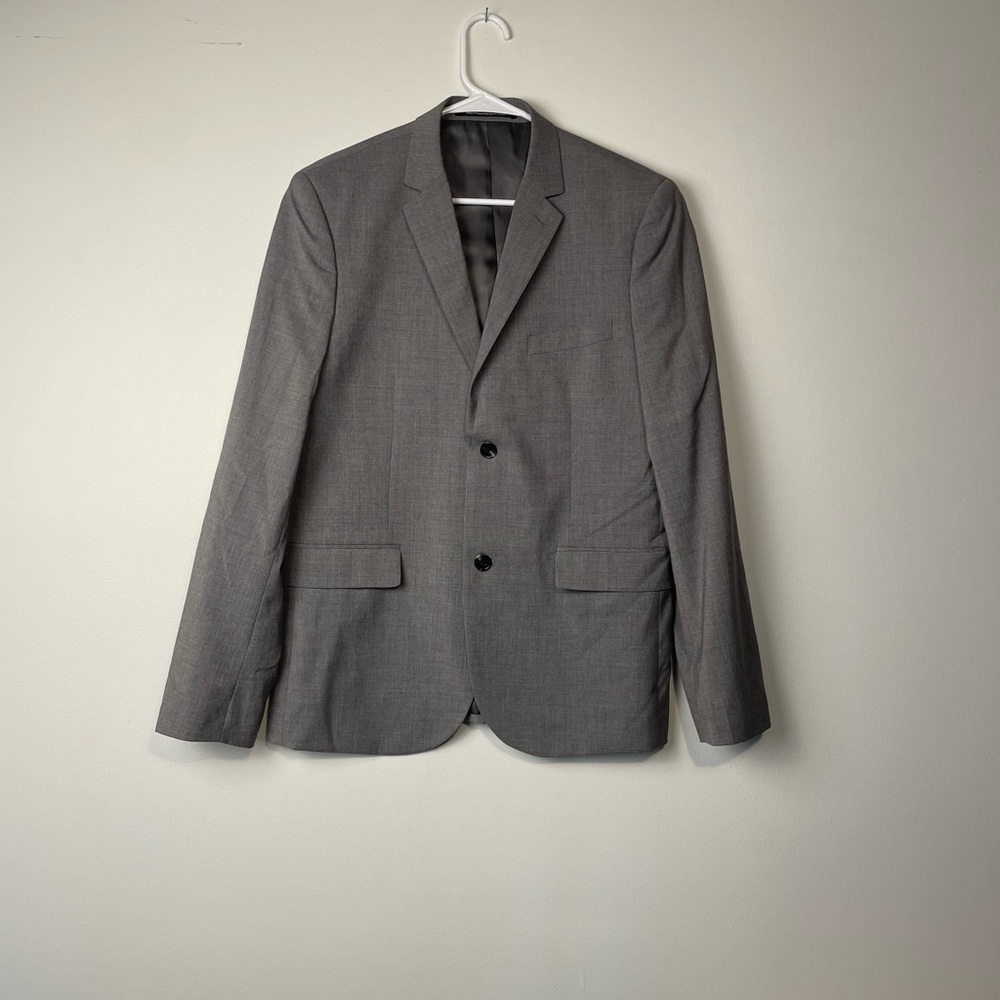 750. Men’s Suit Coat